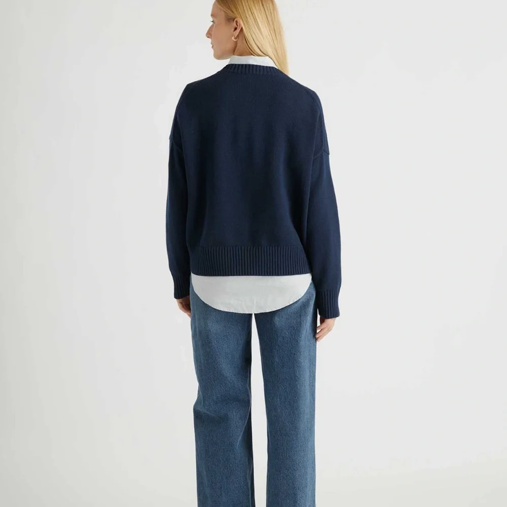 100% Organic Cotton Boyfriend Crew Sweater - Picture 2 of 3